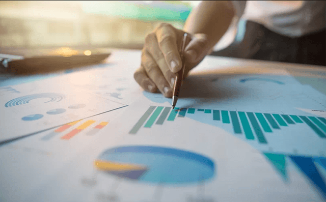 How Porter’s Five Forces Can Help Small Businesses Analyze the Competition