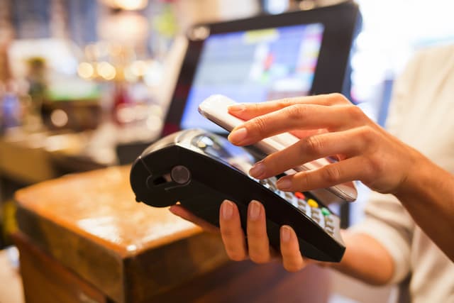 What You Need to Accept Mobile Wallets at Your SMB
