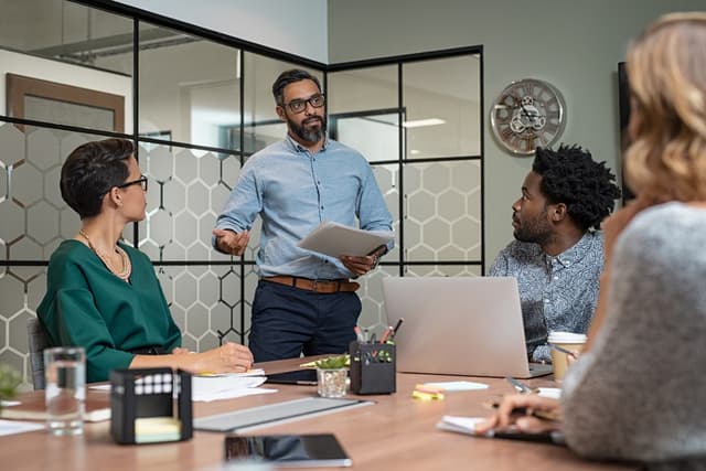 What is the Business to Business (B2B) Model?